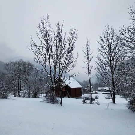 закарпатский сруб Krasna (Transcarpathia)