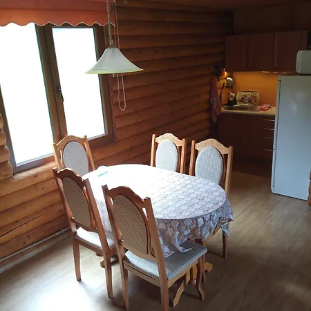 закарпатский сруб Holiday home Krasna (Transcarpathia)